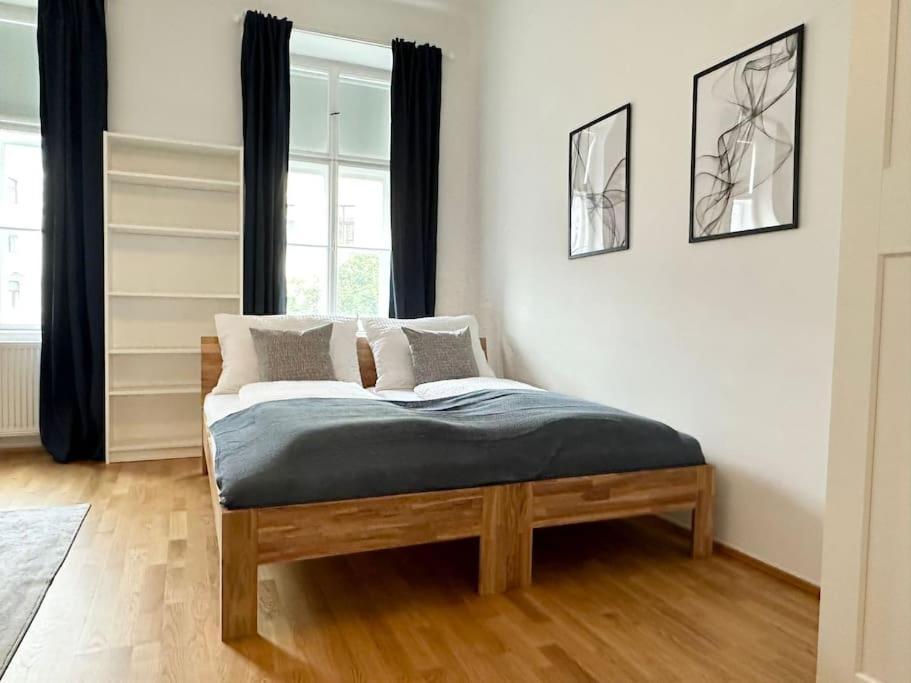 Apartament Beautiful Location *